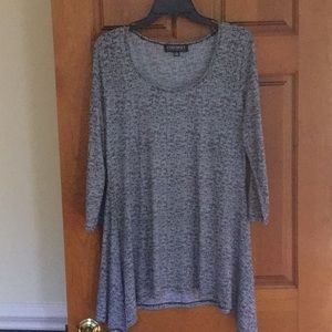 Top. Great with leggings. Great for work.